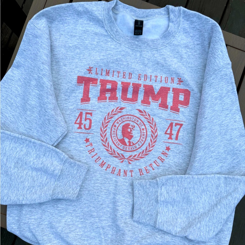 TRUMP Sweatshirt
